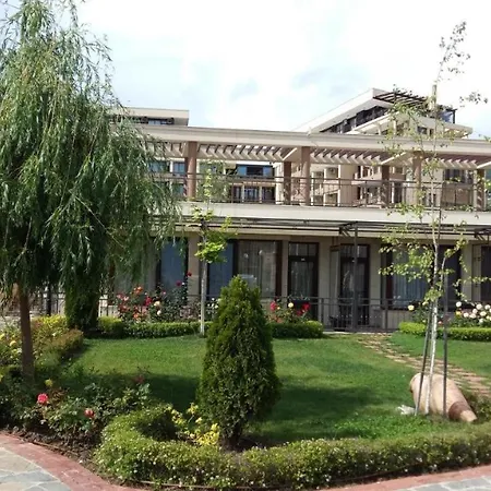 Appartamento Charming In Sorrento Sole Mare