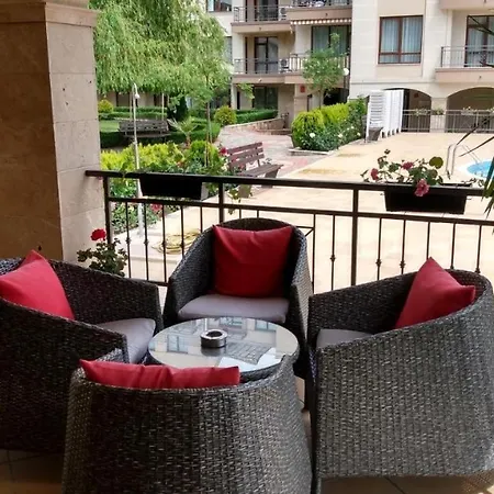 Апартаменты Charming In Sorrento Sole Mare Свети-Влас