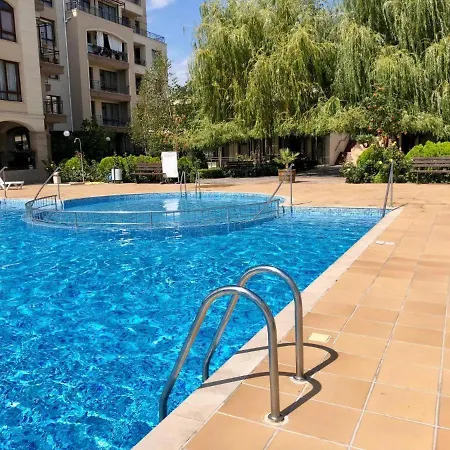 Charming In Sorrento Sole Mare Apartamento Sveti Vlas